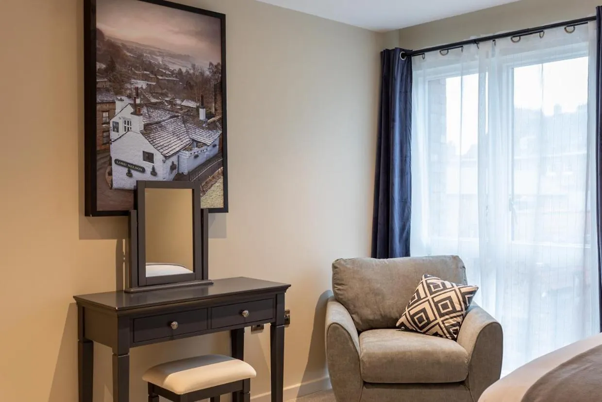 Luxury 2 Bedroom Apartment With Free Parking In The Heart Of York